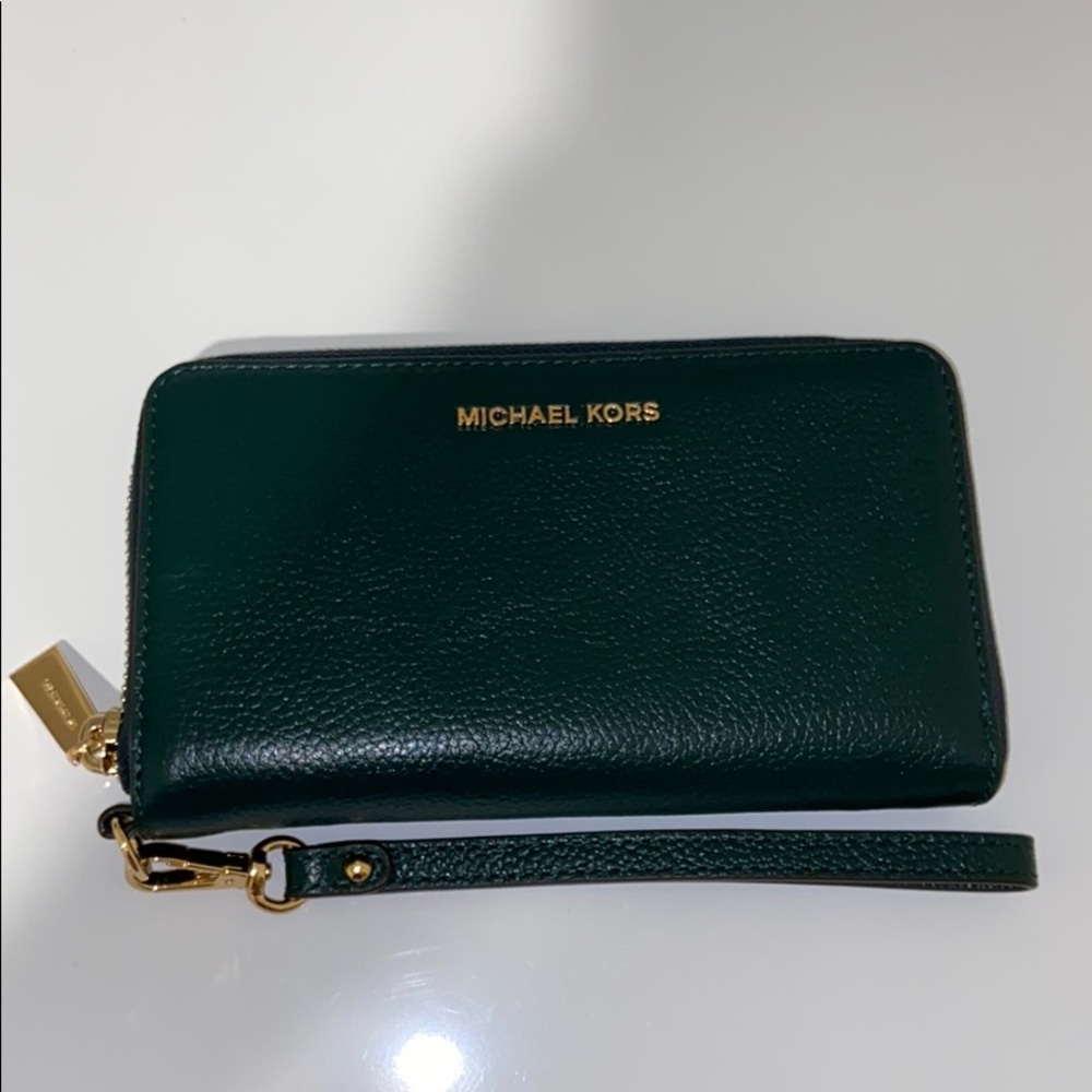 NWOT Michael Kors Wallet/Wristlet
